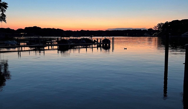 Strawberry Point Villa / Spring Lake MI