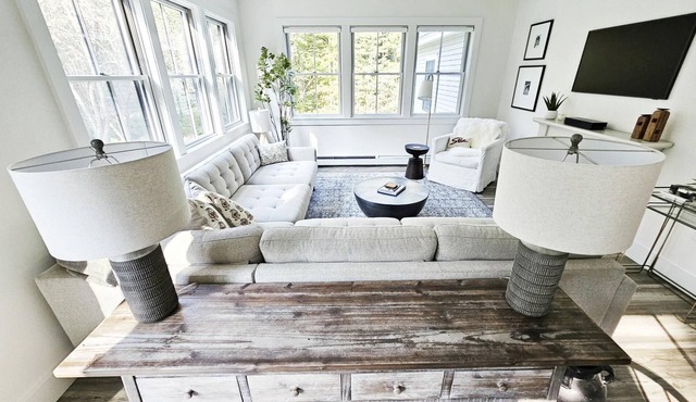 Streamside Hollow - Stowe Retreat in the Woods