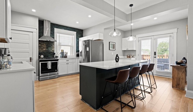 Streetcar Central - Hyde Park Home in the Heart of Kansas City