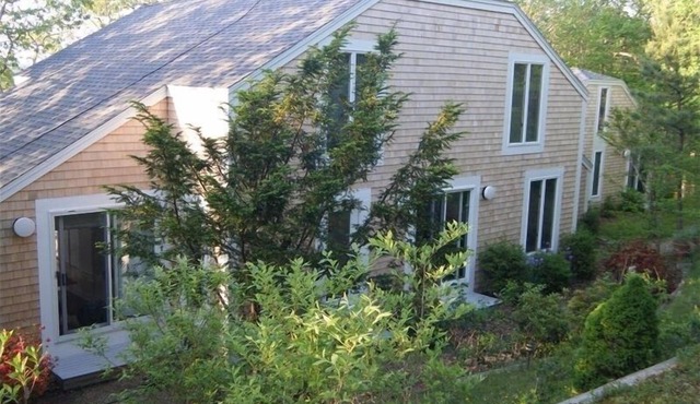 Striking 5BR/4BA Chilmark Contemporary with Views of the Sound