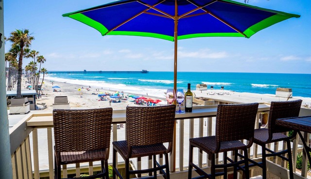 STRIKING OCEAN VIEW STUDIO D210 FACING OCEANSIDE PIER