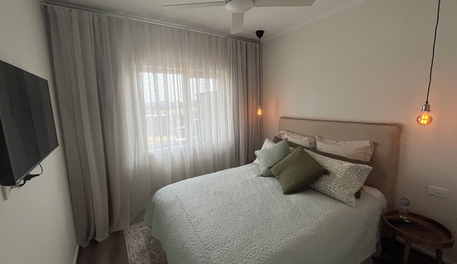 Stringybark Quarters - Beautiful Brand New 2BR Self-Contained Apartment