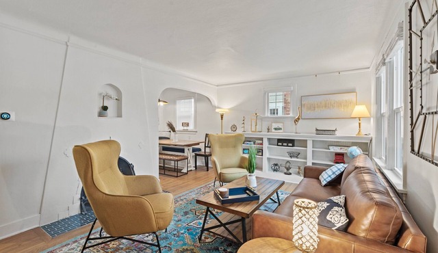 Stroll to Manito Park, Cozy, Classic, Unforgettable | The Colette