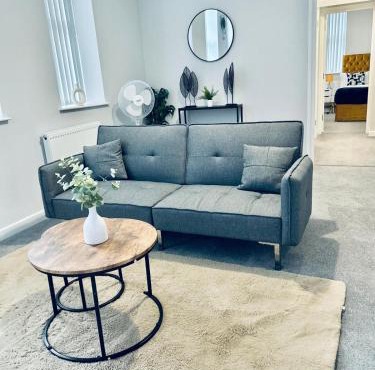 Strood Modern Flat with full kitchen and bathroom - Flat 1 Ground Floor