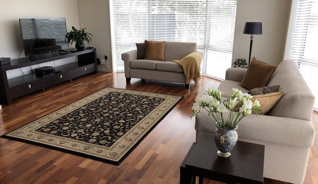 Strowan House 1 - Stylish Comfort