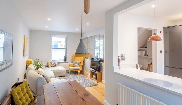 Strugglers Retreat - UK32878