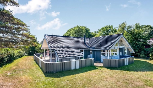 "Stryd" - 150m from the sea by Interhome