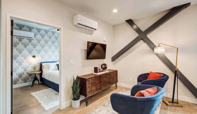 Stuart - Stylish 2-Bedroom Apartment