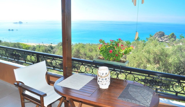 Studio Apartments on Pelekas Beach "Papadatos"