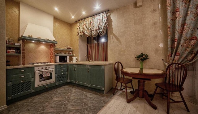 Студия по улице Октябрьской Революции дом 4