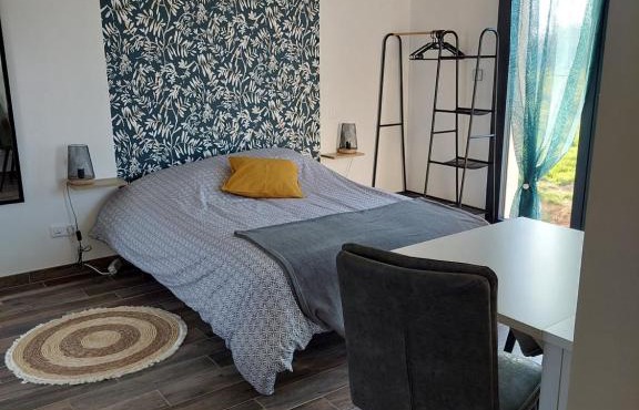 Studio à la campagne, 5 minutes de l'autoroute