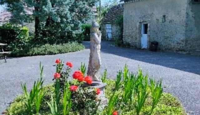 Studio Équipé au Calme Proche Toutes Commodités