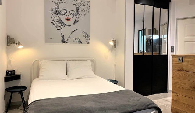 Studio 1*, impasse de la Chantrerie, floor 1