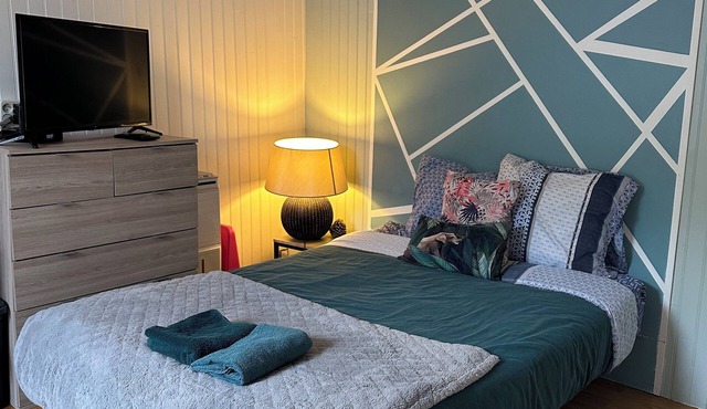 Studio 1 min walk from Châteaubriant castle with complimentary breakfast