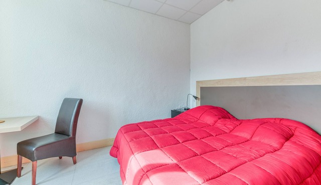 Studio '107' with shared pool, shared terrace and Wi-Fi