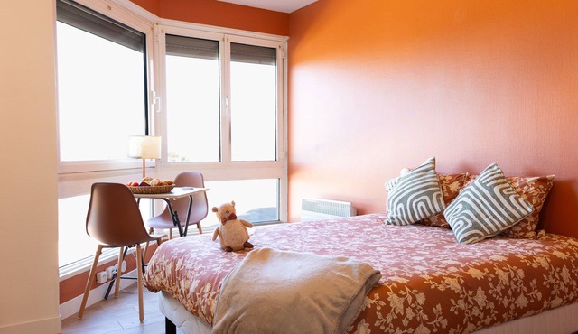 Studio - 1st floor - Sea and Calais beach view