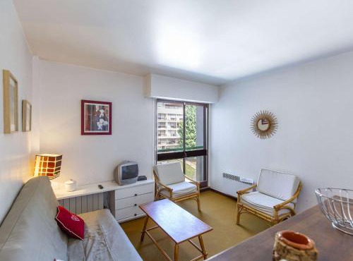 Studio 2/3 pers, au cœur de Gourette, proche des pistes et commodités - FR-1-400-17