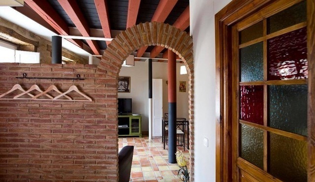 STUDIO 2 ADULTS + 2 CHILDREN - HARO - LA RIOJA - SPAIN I