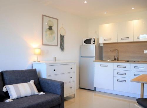 Studio 2 pers au Lavandou, près plage, parking, ménage inclus - FR-1-251-78