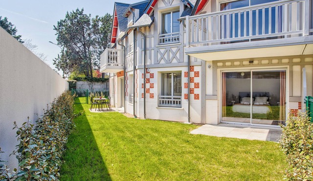 Studio 21 - Appt 1 - Un Singe en Hiver - Tourgéville a few steps from the beach