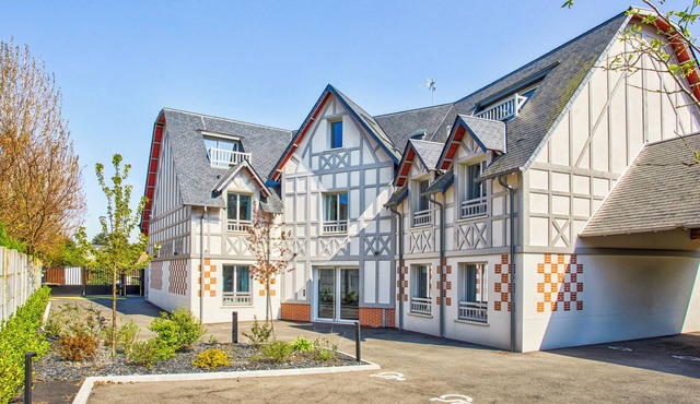 Studio 21- Appt 5- L'Amour et les Forêts -Tourgéville a few steps from the beach
