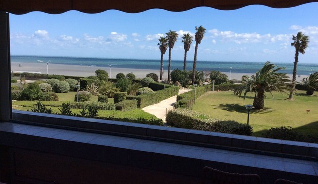 Studio 25m2 & terrace 8 m2 sea view for 2 people private box swimming pool WIFI