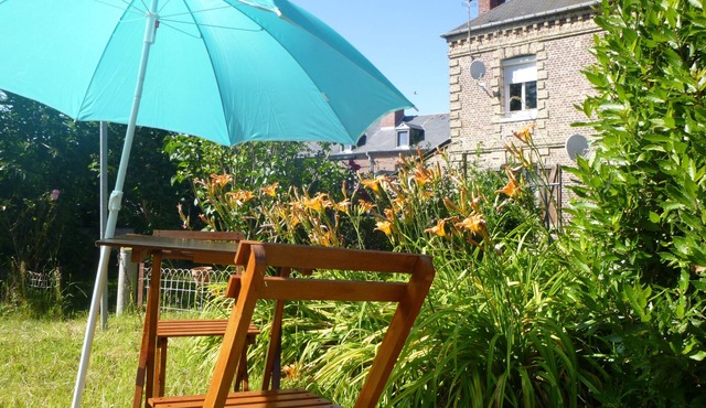 Studio 27m² for 2 with WIFI + garden + barbecue + shed for storing bicycles