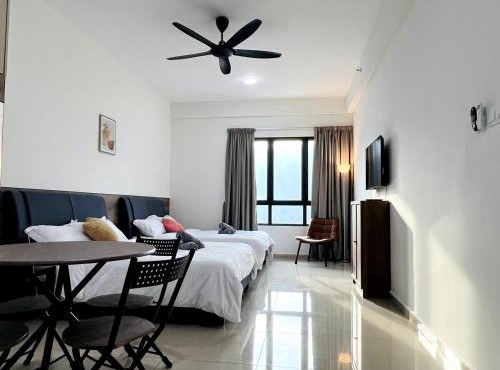 Studio 2bed4pax KekLokSi View