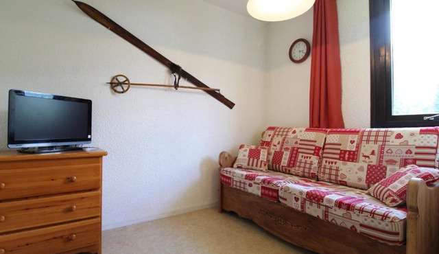 Studio 3 pers. au pied des pistes avec balcon exposé sud, draps fournis, proche commerces - FR-1-508-76