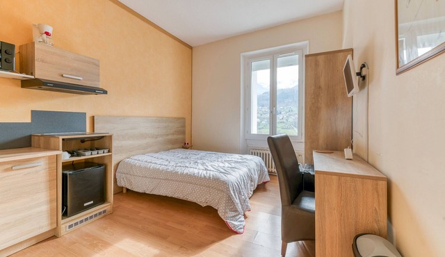 Studio '305' with shared pool, shared terrace, and Wi-Fi