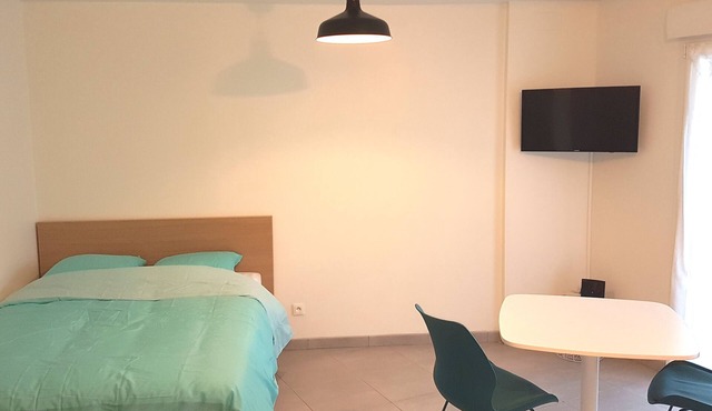 Studio 33m² complete equipment + Terrace