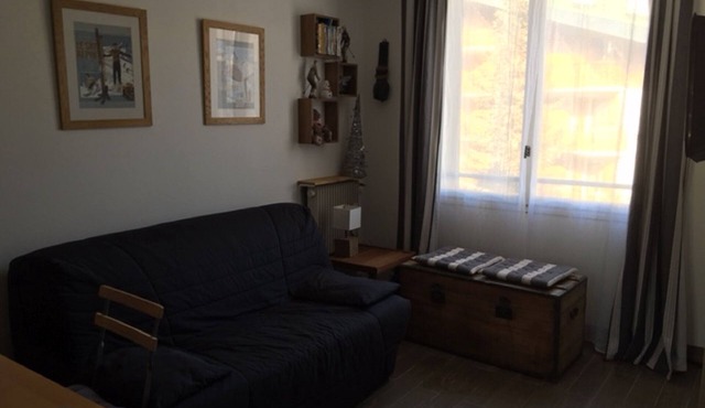 Studio 4 people 3 floor