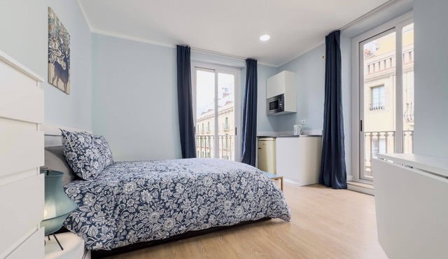 STUDIO 4 NEXT TO THE RAMBLAS IN BARCELONA