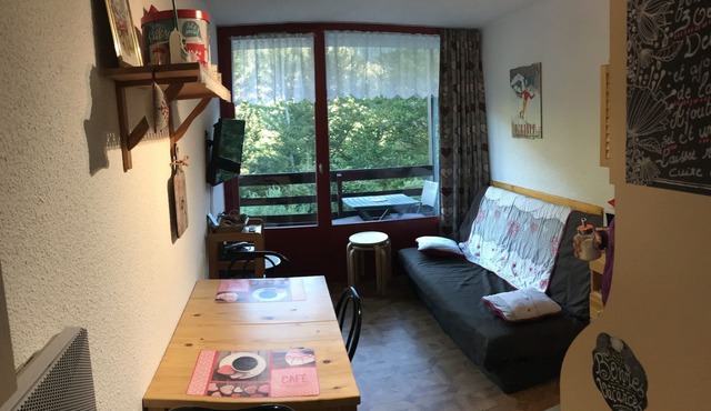 STUDIO 4 people in Residence in Savoy