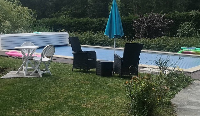 STUDIO 4 people with swimming pool/Annecy-Geneva