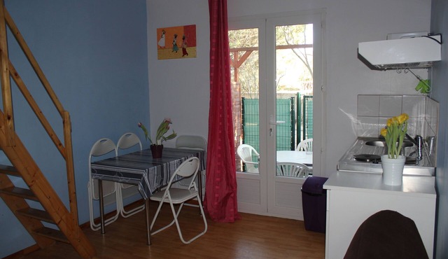 Studio 4 pers. St-Cyprien between village and beaches on coteradieuse site. Wireless