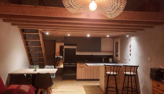 Studio 40 m 2 près St Guilhem le désert et rivière