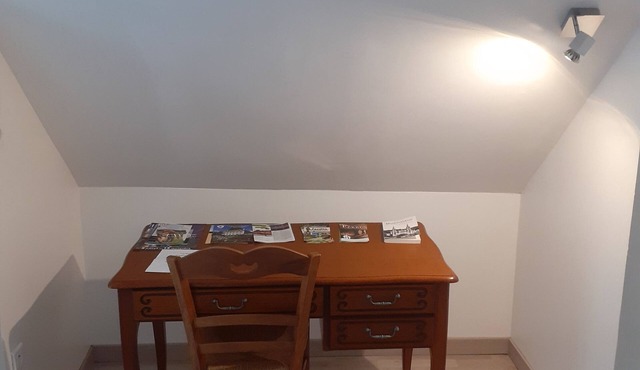 STUDIO 5 minutes from town center with all amenities.