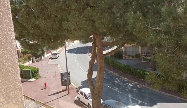 Studio 50m from the beach, ideal for 2-3, parking in Canet-en-Roussillon