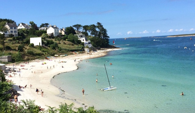 Studio 50m from the beach