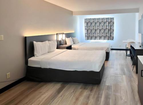 Studio 6 Elkhart, IN- Kitchenette Rooms