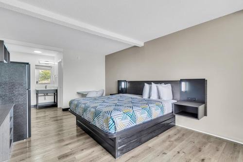 Studio 6 Extended Stay - Summerville, SC - Charleston