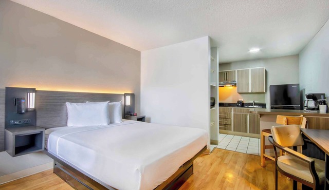 Studio 6 Extended Stay - San Antonio, TX - Six Flags