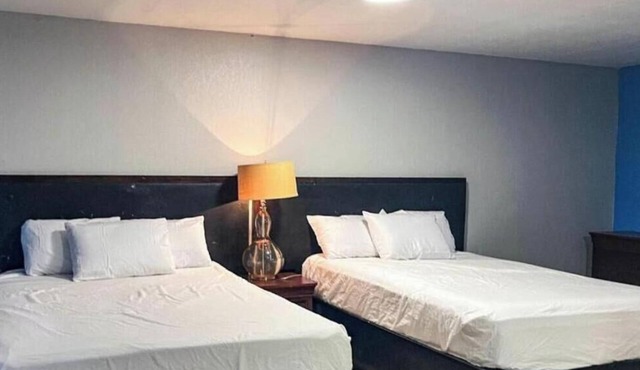 Studio 6 Suites – Albany, GA