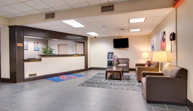 Studio 6 Suites Clarion, PA