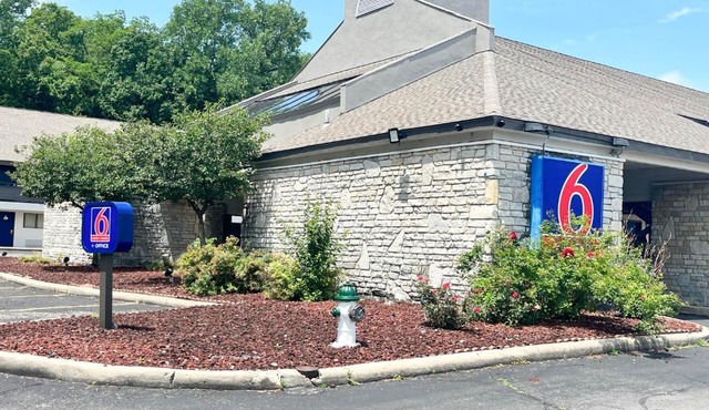 Studio 6 Suites Dayton OH Englewood