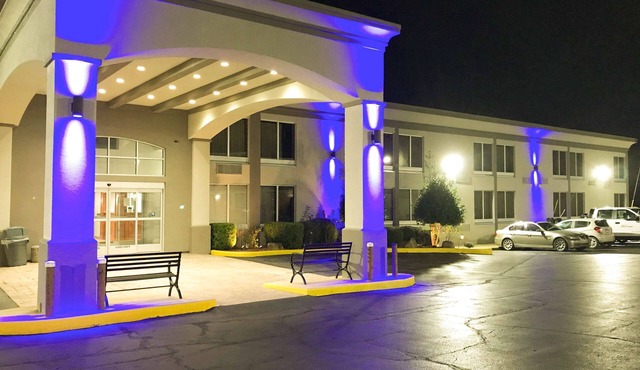 Studio 6 Suites Tupelo, MS - North