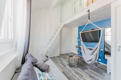 Studio 6, très lumineux à 5min de la gare, avec WIFI