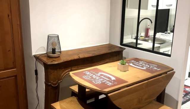 Studio 7 - Rated 3 stars