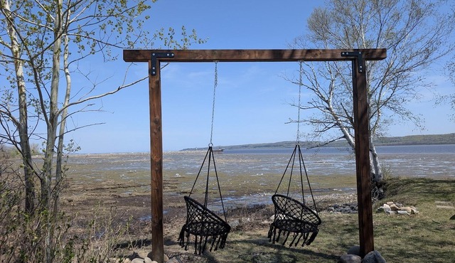 Studio 8 | 2 Min Waterfront | BBQ & Fireplace